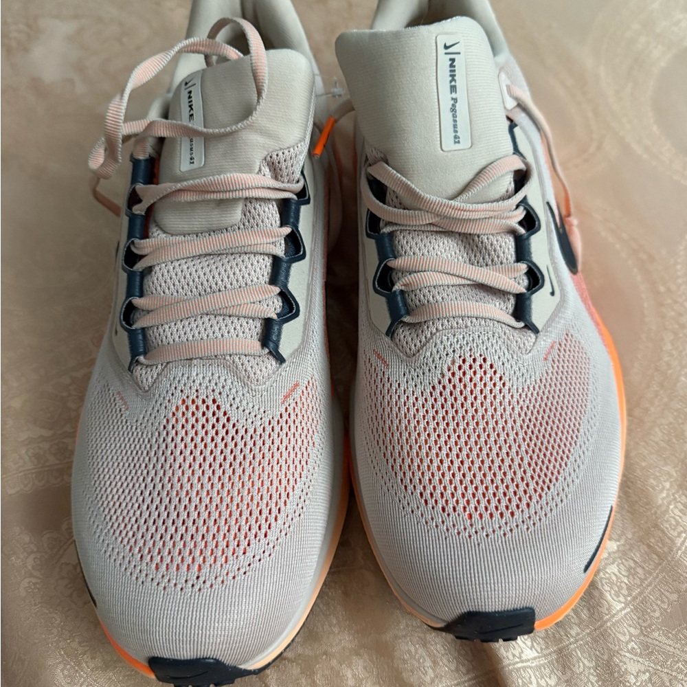 Nike Air Zoom Beige and Orange Running Shoes - Picture 4 of 8